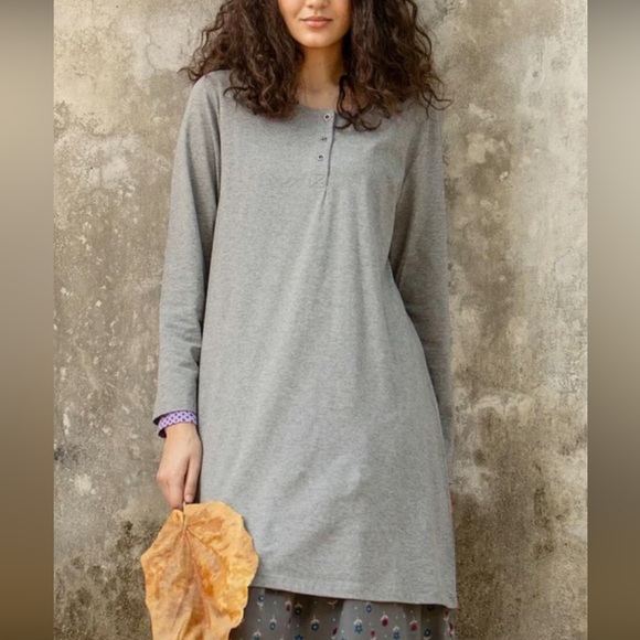 Gudrun Sjoden Tops - Gudrun Sjoden Gray Long Sleeve Top